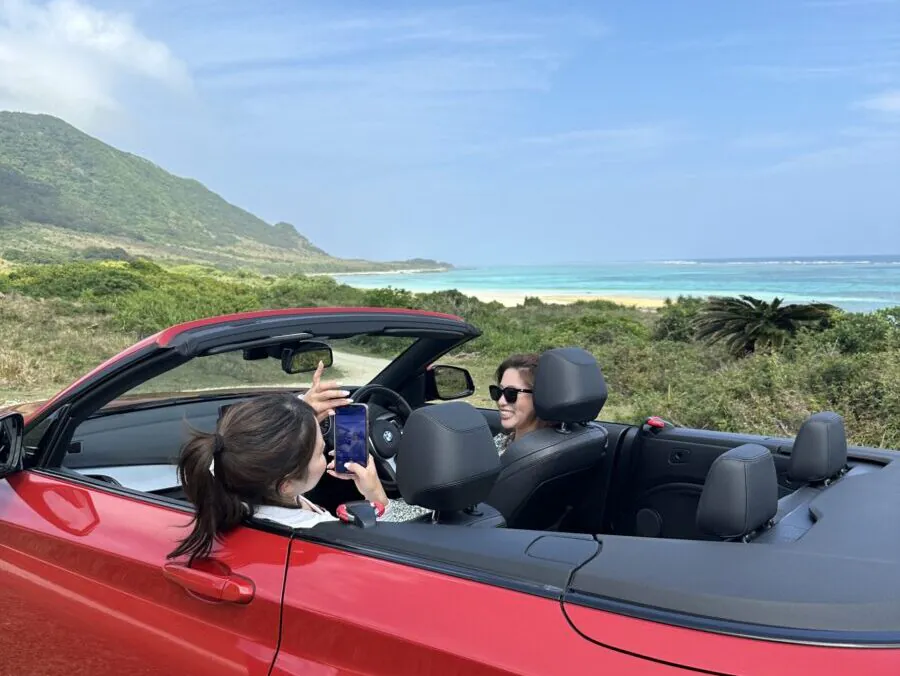 【石垣島・レンタカー】オープンタイプ自動車◆レッドBMWカブリオレ《最大4名乗り》無料送迎付き（No.r-20）
