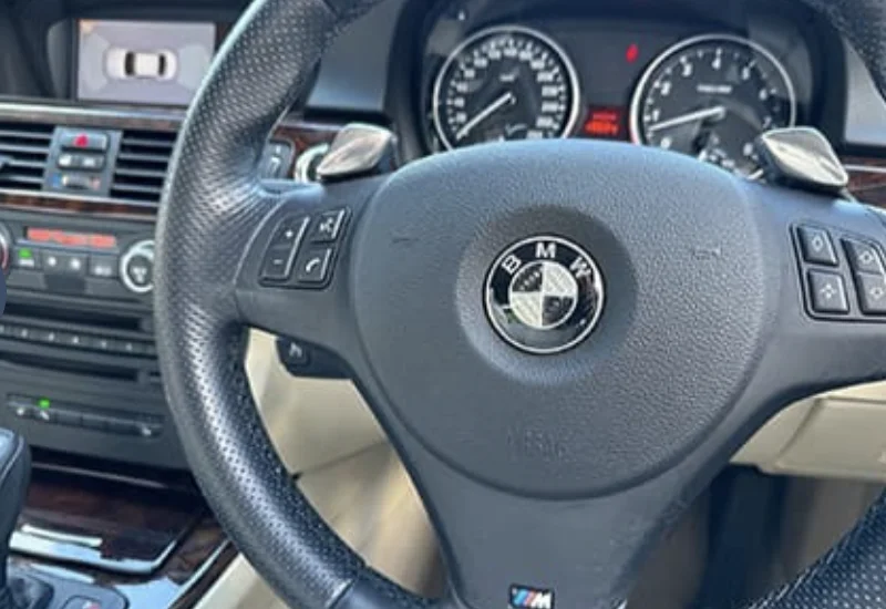 【石垣島・レンタカー】オープンタイプ自動車◆ホワイトBMWカブリオレ《最大4名乗り》無料送迎付き（No.r-23）