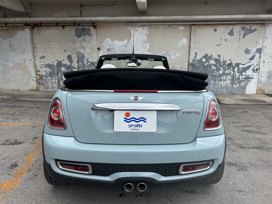 【石垣島・レンタカー】オープンタイプ自動車◆アイスブルーミニクーパーコンバーチブル《最大4名乗り》無料送迎付き（No.r-51）