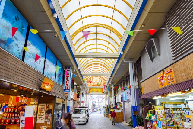 【石垣島市街地】離島ターミナル近くで借りる！人気のレンタカープランや予約方法を徹底解説！