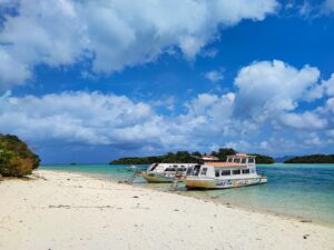 川平湾観光の完全ガイド｜美しい海と絶景スポットを楽しむ方法